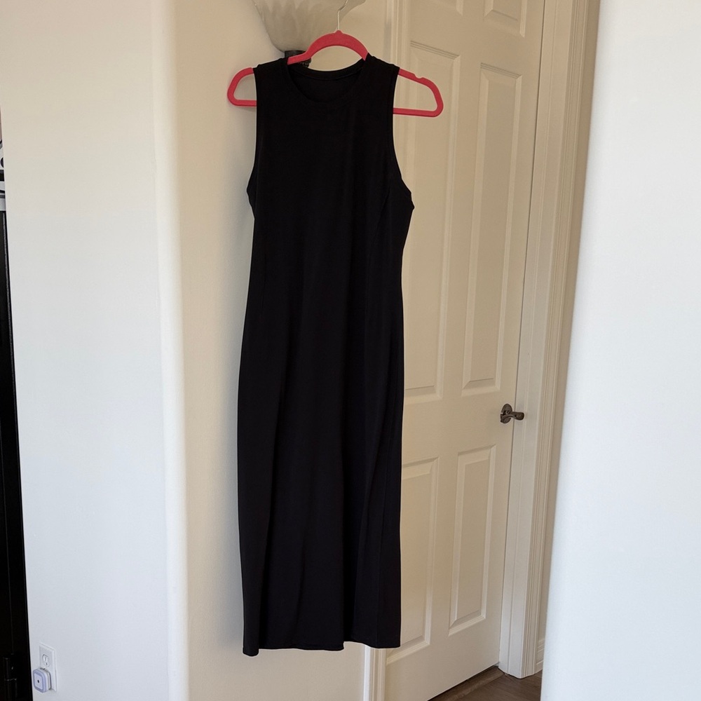 lululemon athletica Black Midi Dress size 8